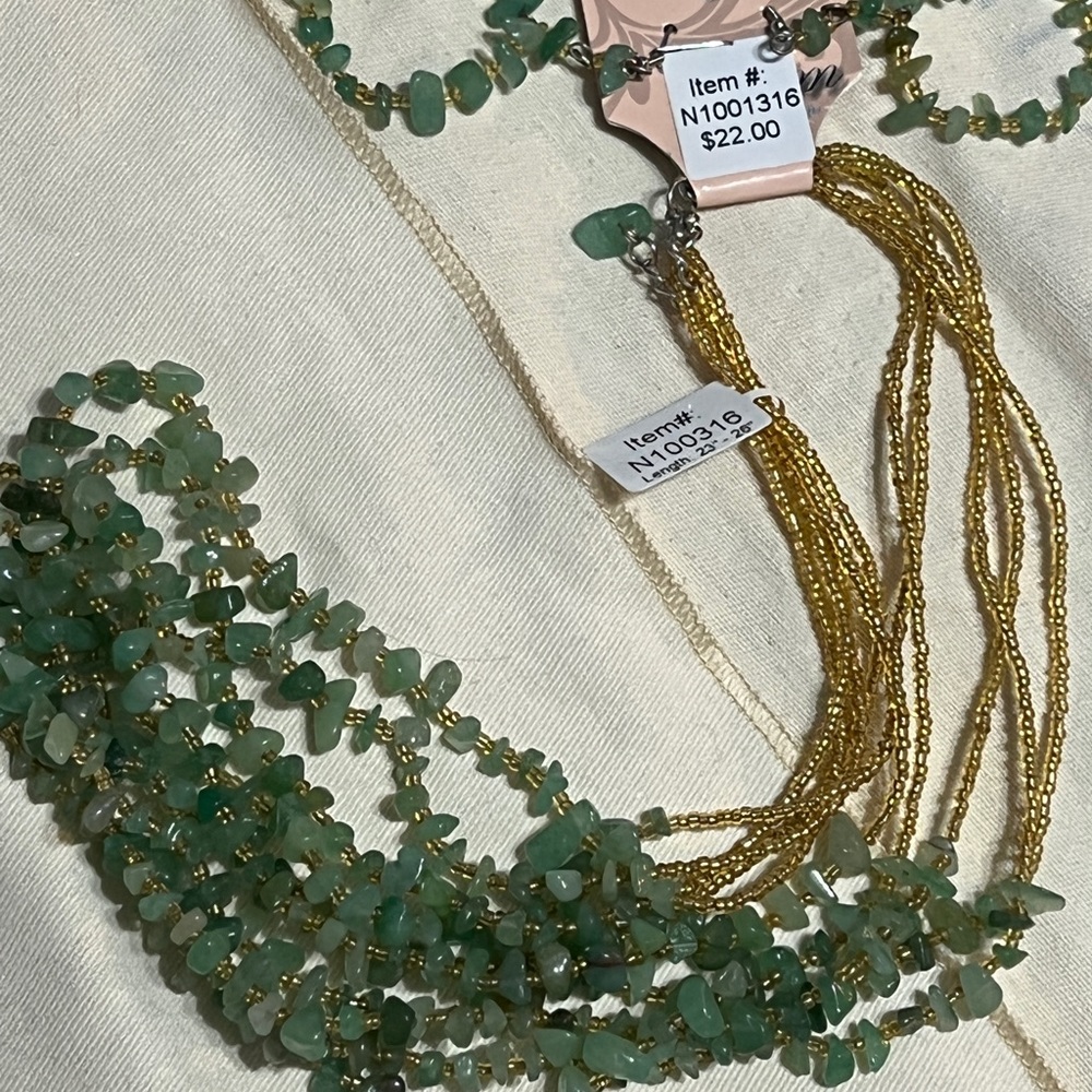 Multi-layer necklace - Picture 6 of 6